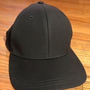 Lululemon hat